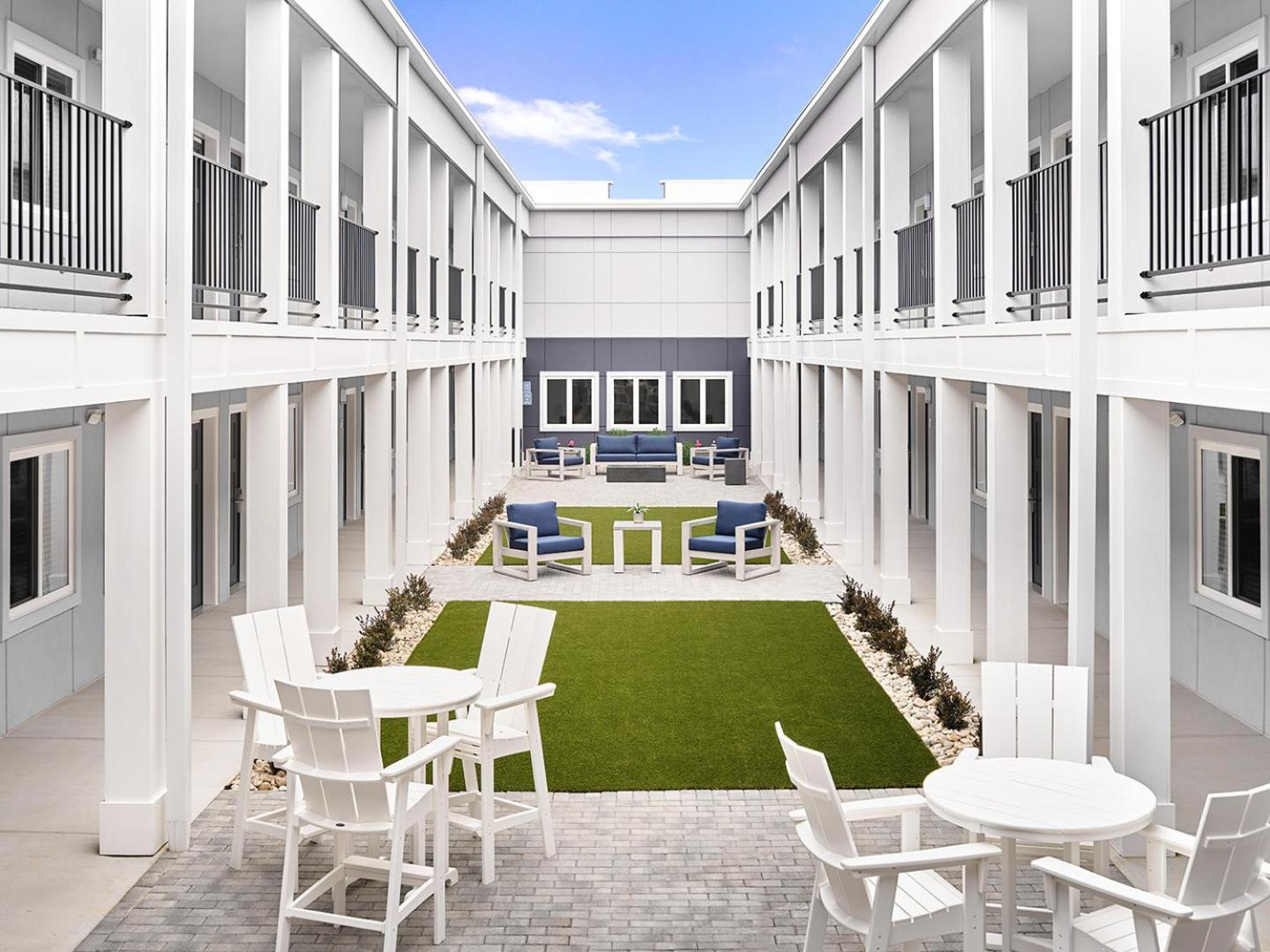 Stayapt Suites Port Arthur Exterior foto